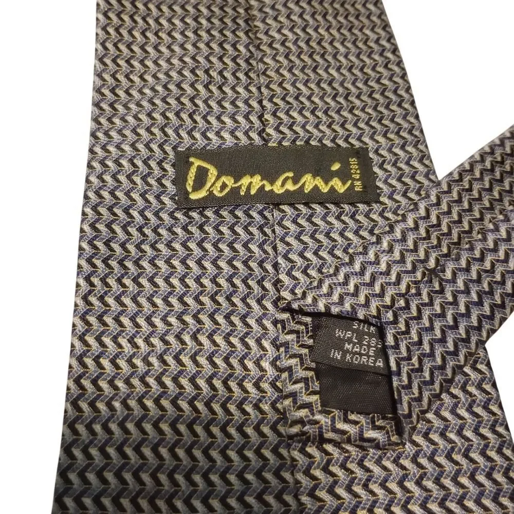 Domani Mens Silk Necktie Grey Gold‎ Navy Blue Chevron Geometric Pattern Korea